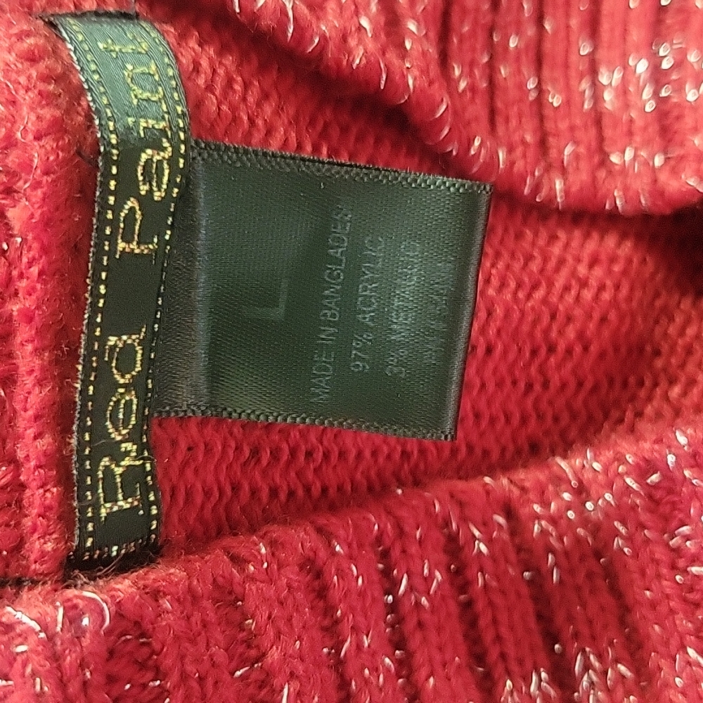 Sweater - Picture 11 of 11